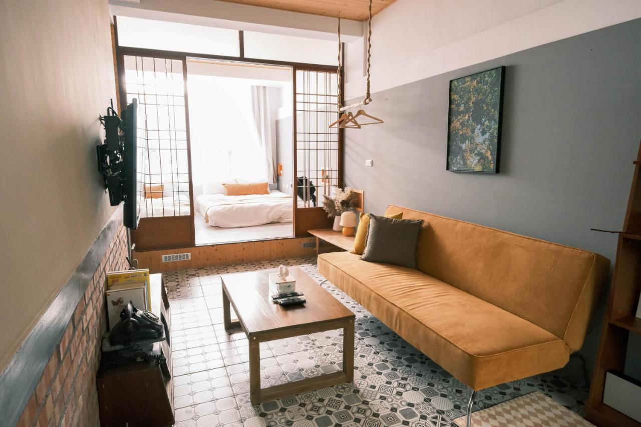 South Gate Home Stay Tainan Exterior photo