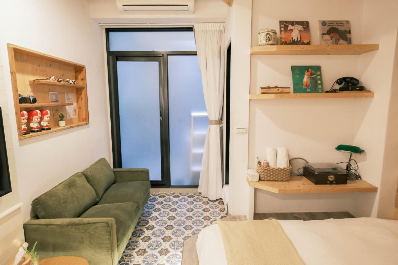 South Gate Home Stay Tainan Exterior photo